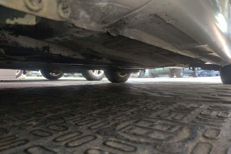 Used Ford Focus 2013 Sedan Classic 1.8L Automatic Fashion Edition Chassis Front Left