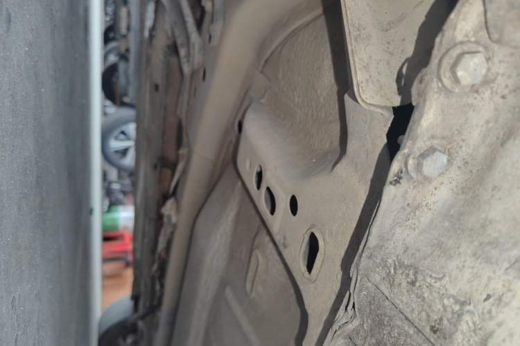 Used Ford Focus 2013 Sedan Classic 1.8L Manual Base Model Chassis Front Left