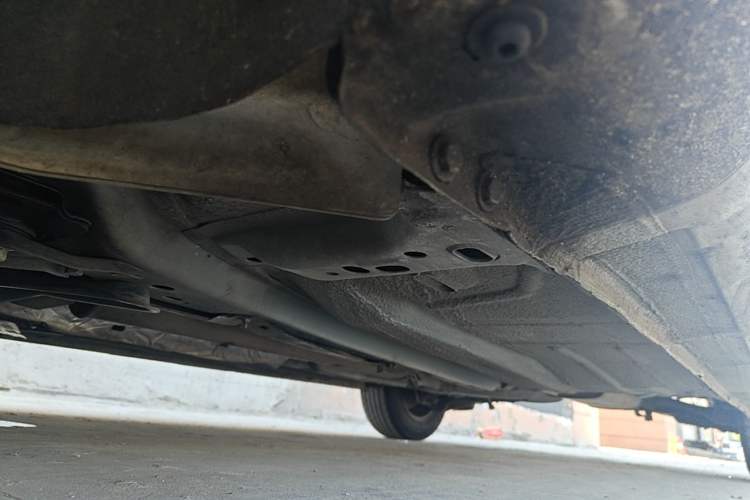 Used Ford Focus 2013 Sedan Classic 1.8L Manual Fashion Edition Chassis Front Left