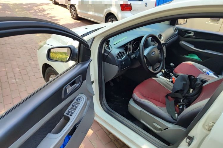 Used Ford Focus 2013 Hatchback Classic 1.8L Manual Base Model Driver Seat