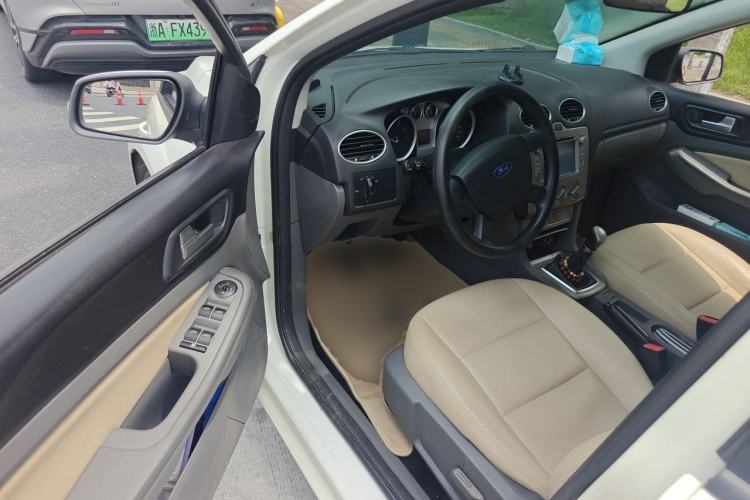 Used Ford Focus 2013 Hatchback Classic 1.8L Manual Base Model Driver Seat