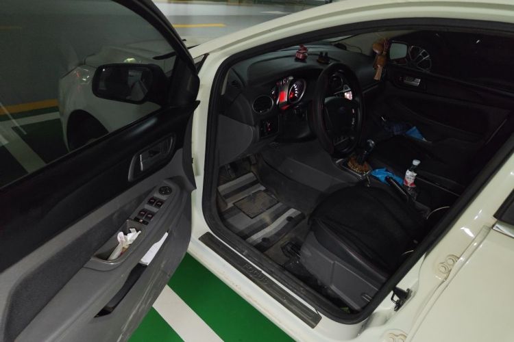 Used Ford Focus 2013 Hatchback Classic 1.8L Manual Base Model Driver Seat