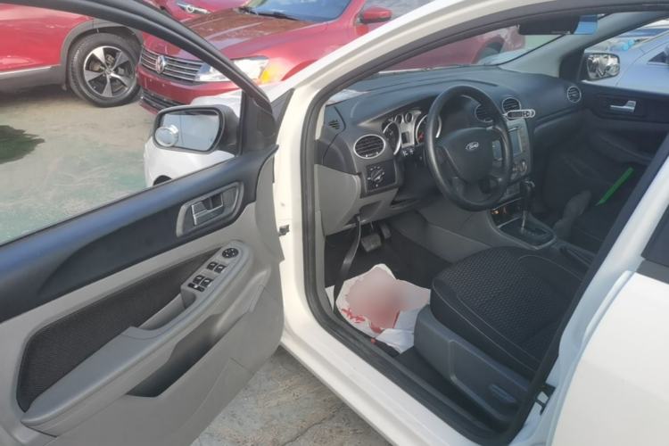 Used Ford Focus 2013 Hatchback Classic 1.8L Automatic Base Model Driver Seat