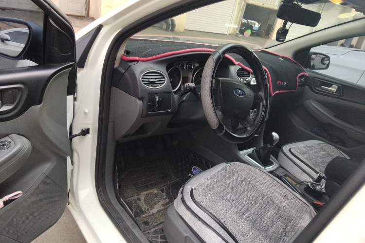 Used Ford Focus 2013 Hatchback Classic 1.8L Manual Base Model Driver Seat
