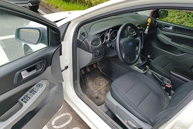 Used Ford Focus 2013 Hatchback Classic 1.8L Manual Base Model Driver Seat