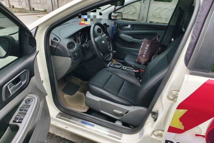 Used Ford Focus 2013 Hatchback Classic 1.8L Automatic Base Model Driver Seat
