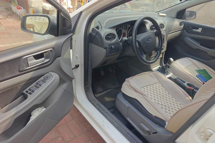Used Ford Focus 2013 Hatchback Classic 1.8L Manual Base Model Driver Seat