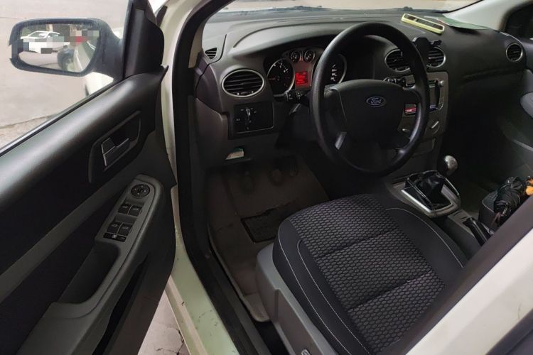 Used Ford Focus 2013 Hatchback Classic 1.8L Manual Base Model Driver Seat