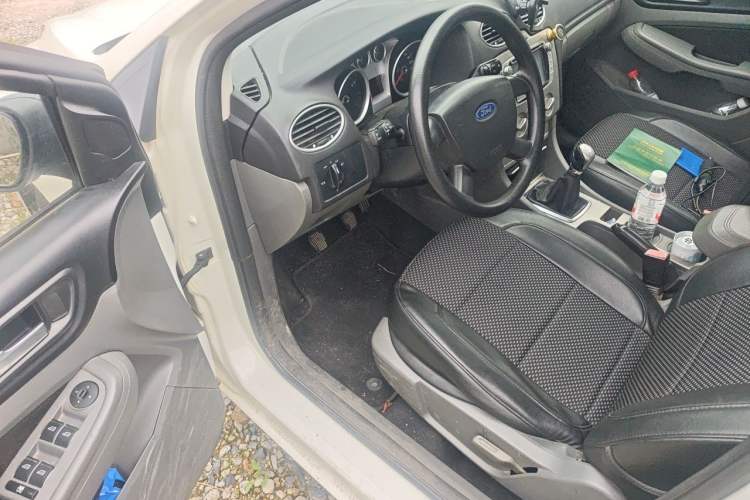 Used Ford Focus 2013 Hatchback Classic 1.8L Manual Millionth Anniversary Edition Driver Seat
