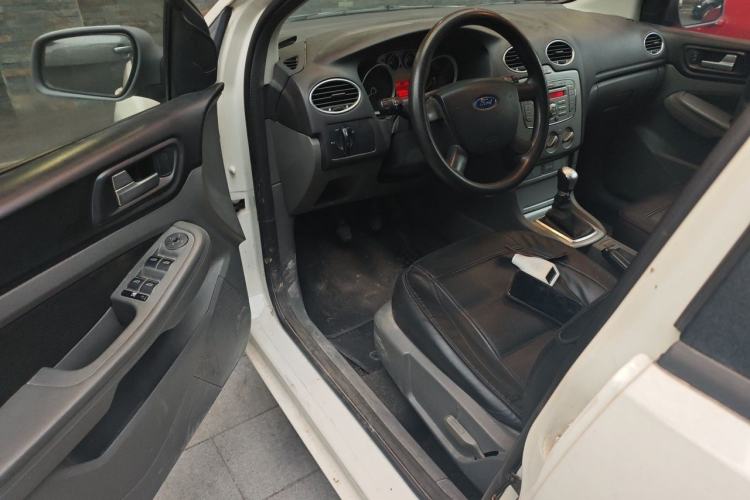 Used Ford Focus 2013 Hatchback Classic 1.8L Manual Base Model Driver Seat