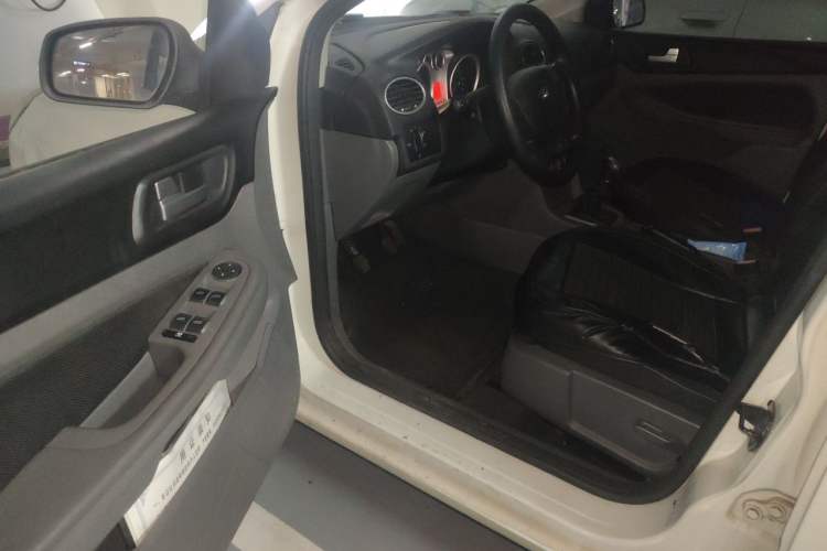 Used Ford Focus 2013 Hatchback Classic 1.8L Manual Base Model Driver Seat