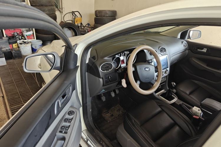 Used Ford Focus 2013 Hatchback Classic 1.8L Manual Base Model Driver Seat
