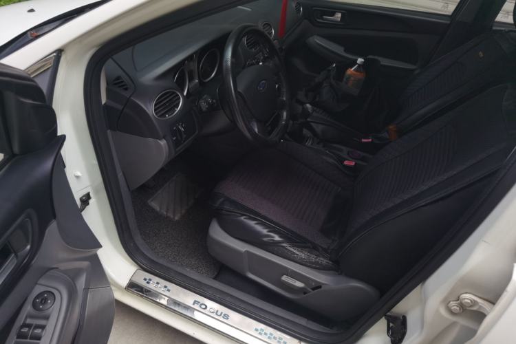 Used Ford Focus 2013 Hatchback Classic 1.8L Manual Base Model Driver Seat