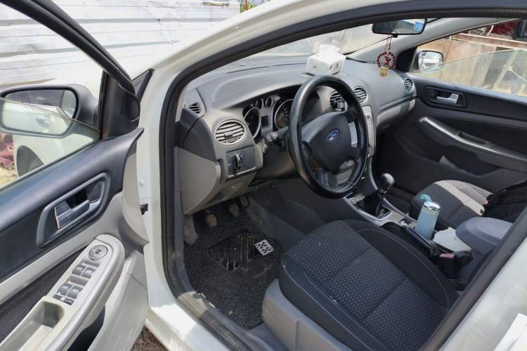 Used Ford Focus 2013 Hatchback Classic 1.8L Manual Base Model Driver Seat