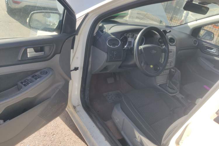 Used Ford Focus 2013 Hatchback Classic 1.8L Automatic Base Model Driver Seat