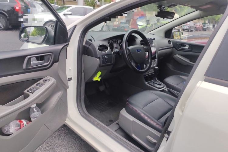 Used Ford Focus 2013 Hatchback Classic 1.8L Automatic Base Model Driver Seat