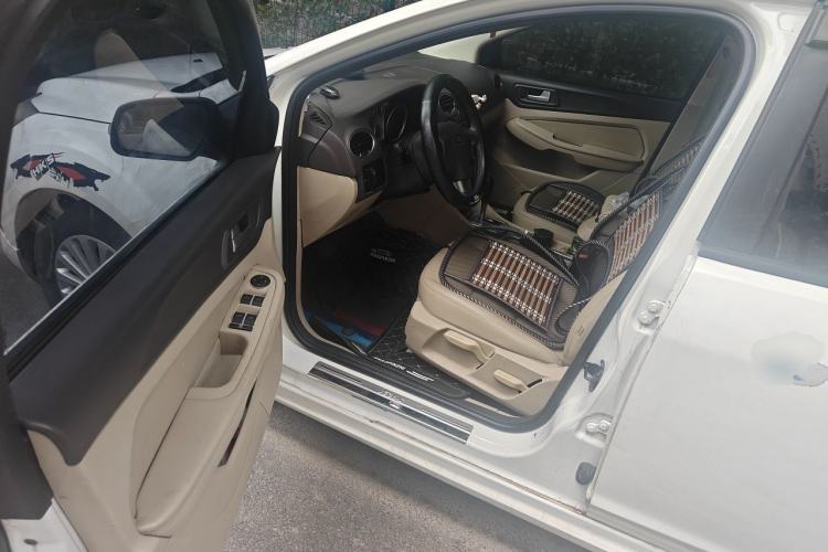 Used Ford Focus 2013 Hatchback Classic 1.8L Automatic Fashion Edition Driver Seat