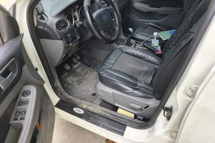 Used Ford Focus 2013 Hatchback Classic 1.8L Manual Base Model Driver Seat
