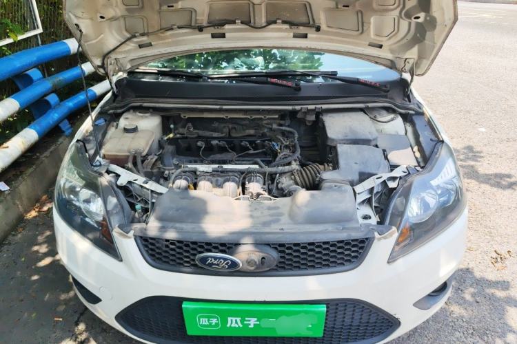 Used Ford Focus 2013 Hatchback Classic 1.8L Manual Base Model Engine Bay