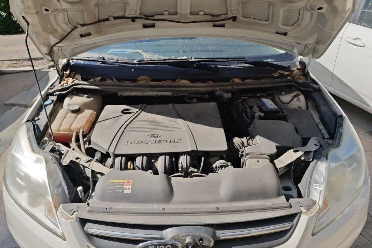 Used Ford Focus 2013 Sedan Classic 1.8L Manual Fashion Edition Engine Bay