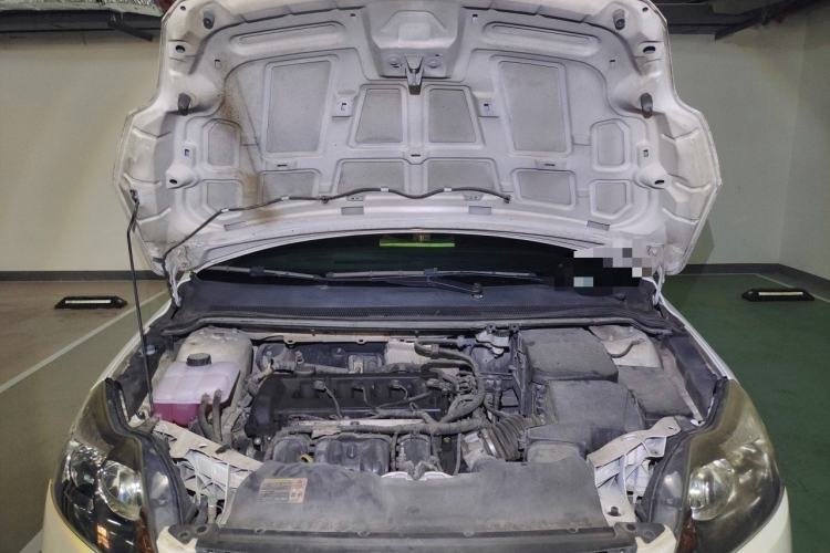 Used Ford Focus 2013 Hatchback Classic 1.8L Automatic Base Model Engine Bay