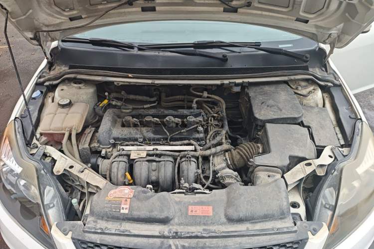 Used Ford Focus 2013 Hatchback Classic 1.8L Manual Base Model Engine Bay