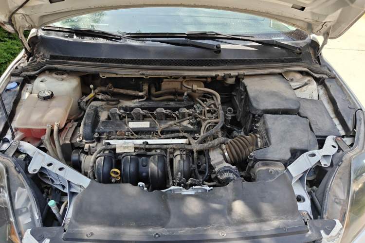 Used Ford Focus 2013 Hatchback Classic 1.8L Automatic Base Model Engine Bay