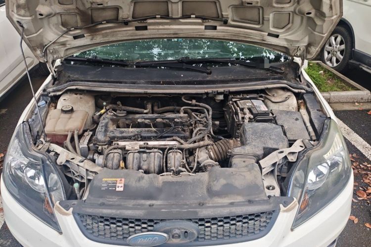 Used Ford Focus 2013 Hatchback Classic 1.8L Manual Base Model Engine Bay