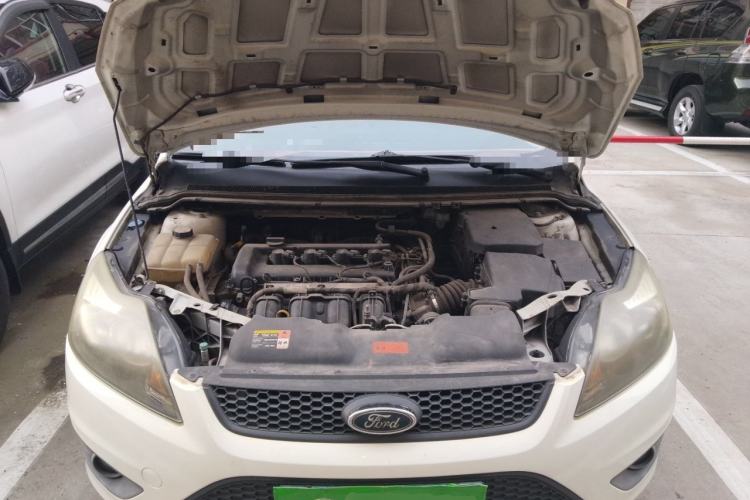 Used Ford Focus 2013 Hatchback Classic 1.8L Manual Base Model Engine Bay