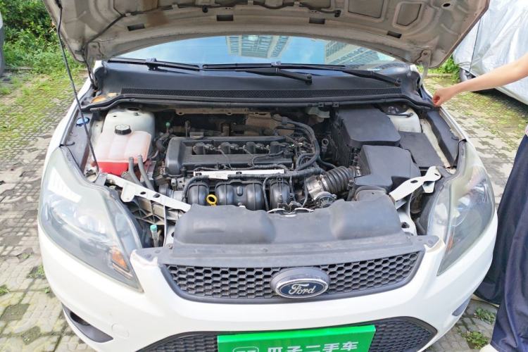Used Ford Focus 2013 Hatchback Classic 1.8L Automatic Base Model Engine Bay