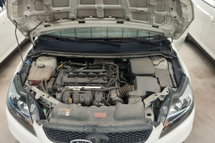 Used Ford Focus 2013 Hatchback Classic 1.8L Automatic Base Model Engine Bay