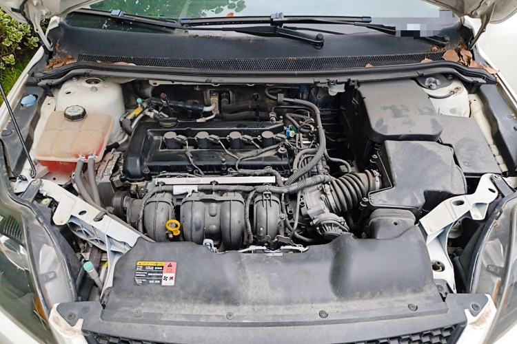 Used Ford Focus 2013 Hatchback Classic 1.8L Manual Base Model Engine Bay