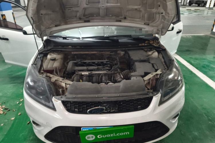 Used Ford Focus 2013 Hatchback Classic 1.8L Manual Base Model Engine Bay
