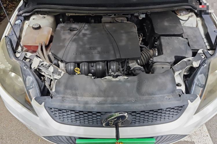 Used Ford Focus 2013 Hatchback Classic 1.8L Automatic Base Model Engine Bay