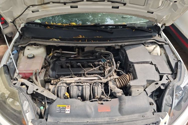 Used Ford Focus 2013 Hatchback Classic 1.8L Automatic Base Model Engine Bay