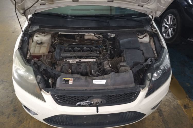 Used Ford Focus 2013 Hatchback Classic 1.8L Automatic Base Model Engine Bay