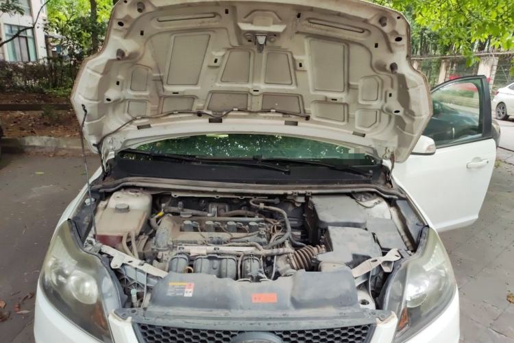Used Ford Focus 2013 Hatchback Classic 1.8L Manual Base Model Engine Bay
