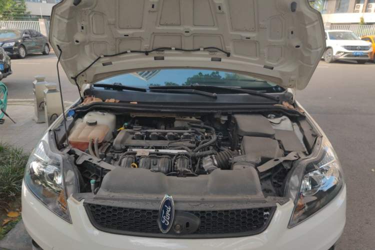 Used Ford Focus 2013 Hatchback Classic 1.8L Automatic Millionth Anniversary Edition Engine Bay
