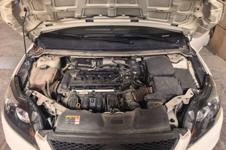 Used Ford Focus 2013 Hatchback Classic 1.8L Automatic Base Model Engine Bay