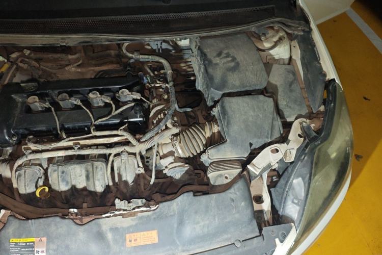 Used Ford Focus 2013 Hatchback Classic 1.8L Manual Base Model Engine Bay Left