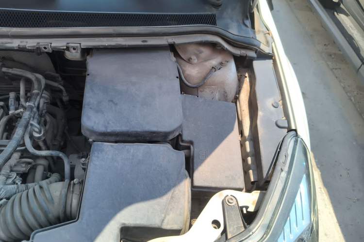 Used Ford Focus 2013 Hatchback Classic 1.8L Automatic Base Model Engine Bay Left