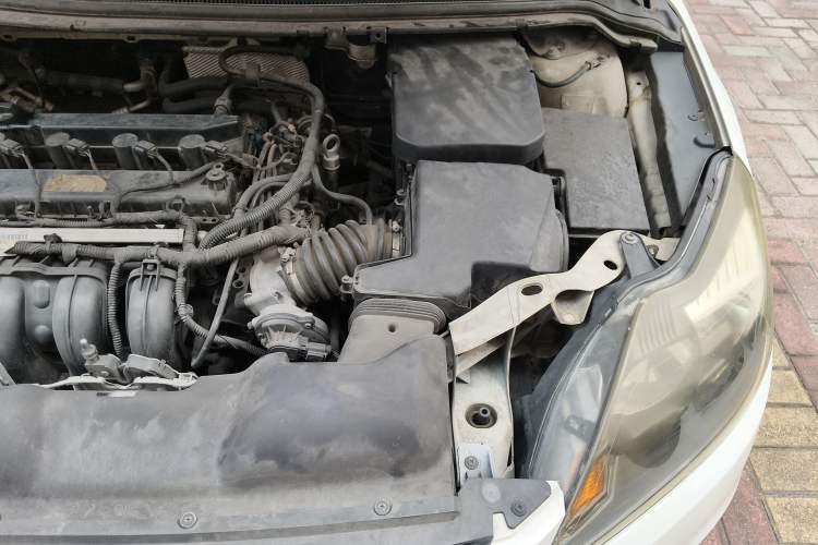 Used Ford Focus 2013 Hatchback Classic 1.8L Automatic Base Model Engine Bay Left