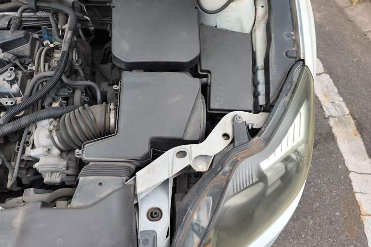 Used Ford Focus 2013 Hatchback Classic 1.8L Automatic Base Model Engine Bay Left