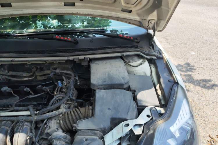 Used Ford Focus 2013 Hatchback Classic 1.8L Manual Base Model Engine Bay Left