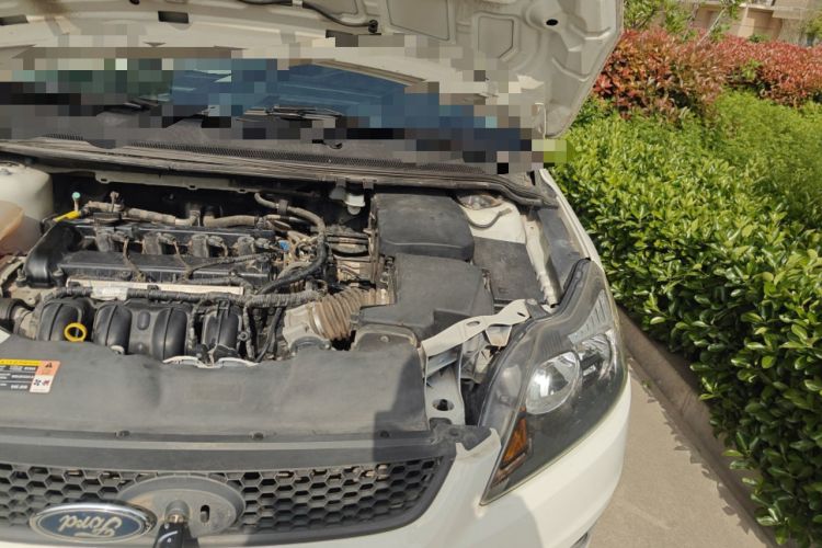 Used Ford Focus 2013 Hatchback Classic 1.8L Manual Base Model Engine Bay Left