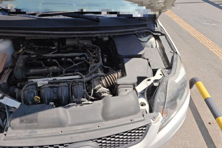 Used Ford Focus 2013 Hatchback Classic 1.8L Automatic Base Model Engine Bay Left
