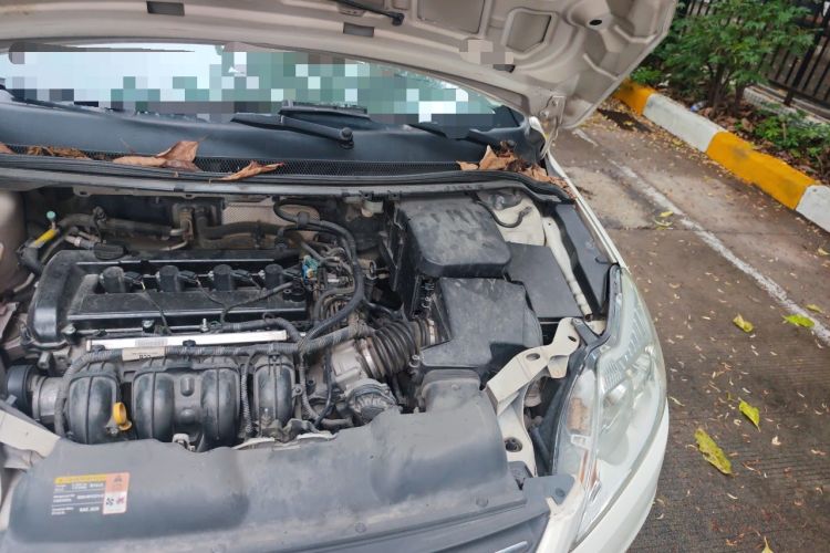 Used Ford Focus 2013 Sedan Classic 1.8L Automatic Millionth Anniversary Edition Engine Bay Left