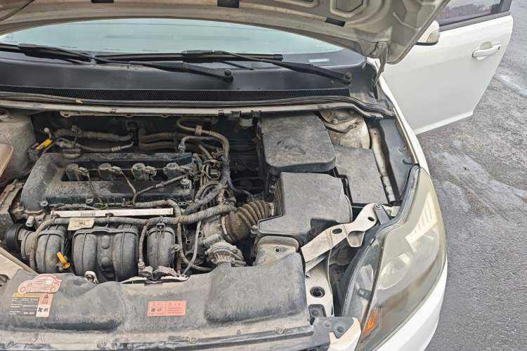 Used Ford Focus 2013 Hatchback Classic 1.8L Manual Base Model Engine Bay Left