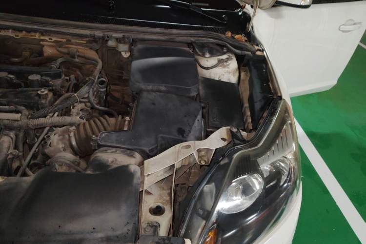 Used Ford Focus 2013 Hatchback Classic 1.8L Automatic Base Model Engine Bay Left