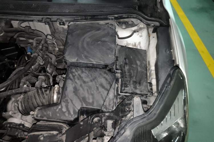Used Ford Focus 2013 Hatchback Classic 1.8L Automatic Base Model Engine Bay Left